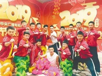 周深又双叒来河南春晚_万茜、周深来啦！“2025河南春晚”第三波阵容官宣！